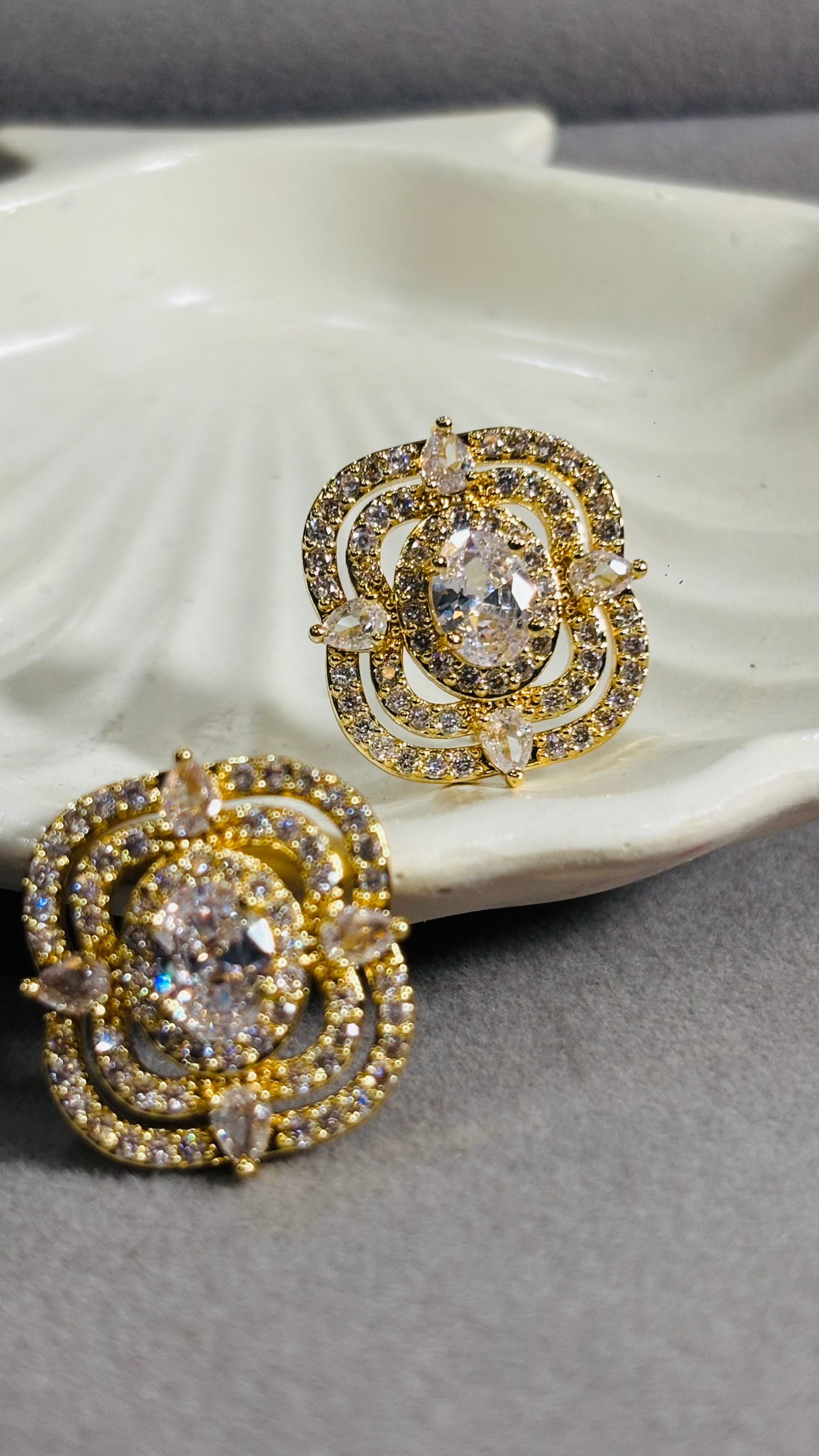 Bloom Stud Earring