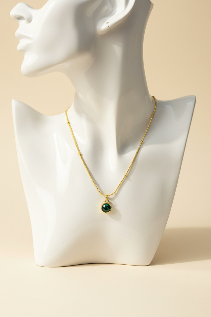 Jewelry bust display