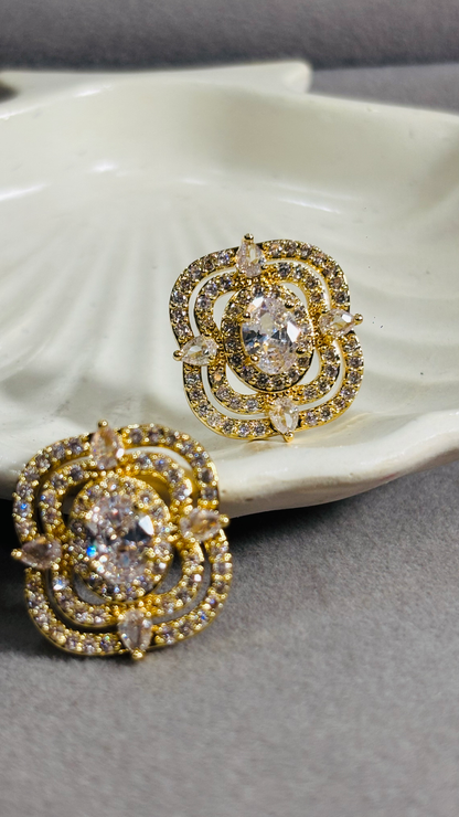 Bloom Stud Earring