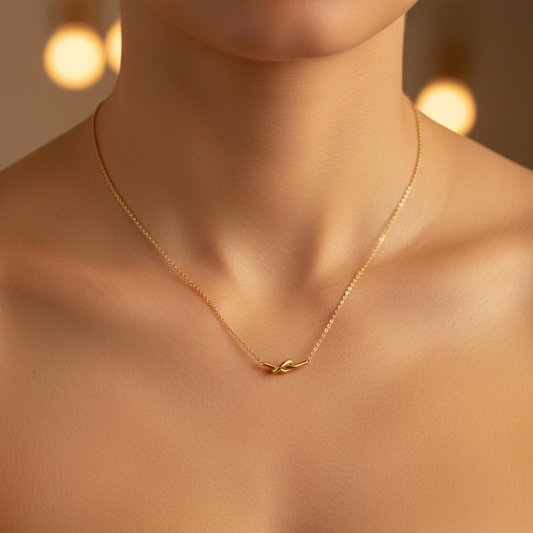 Model wearing close-up zoom