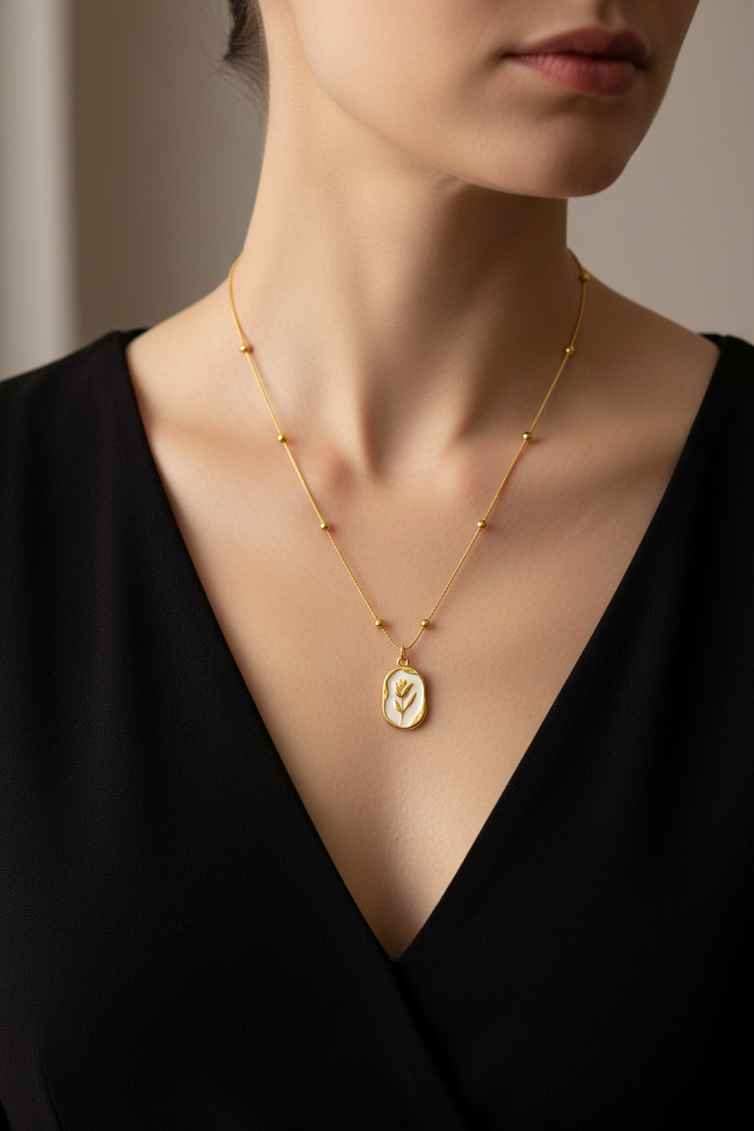 Tulip Charm Pendant in Black Dress
